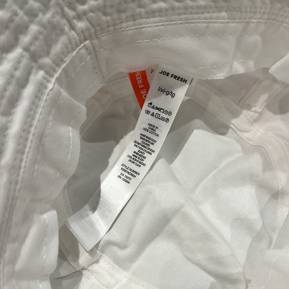 JOE FRESH white bucket hat - size L/XL girls - Picture 2 of 3